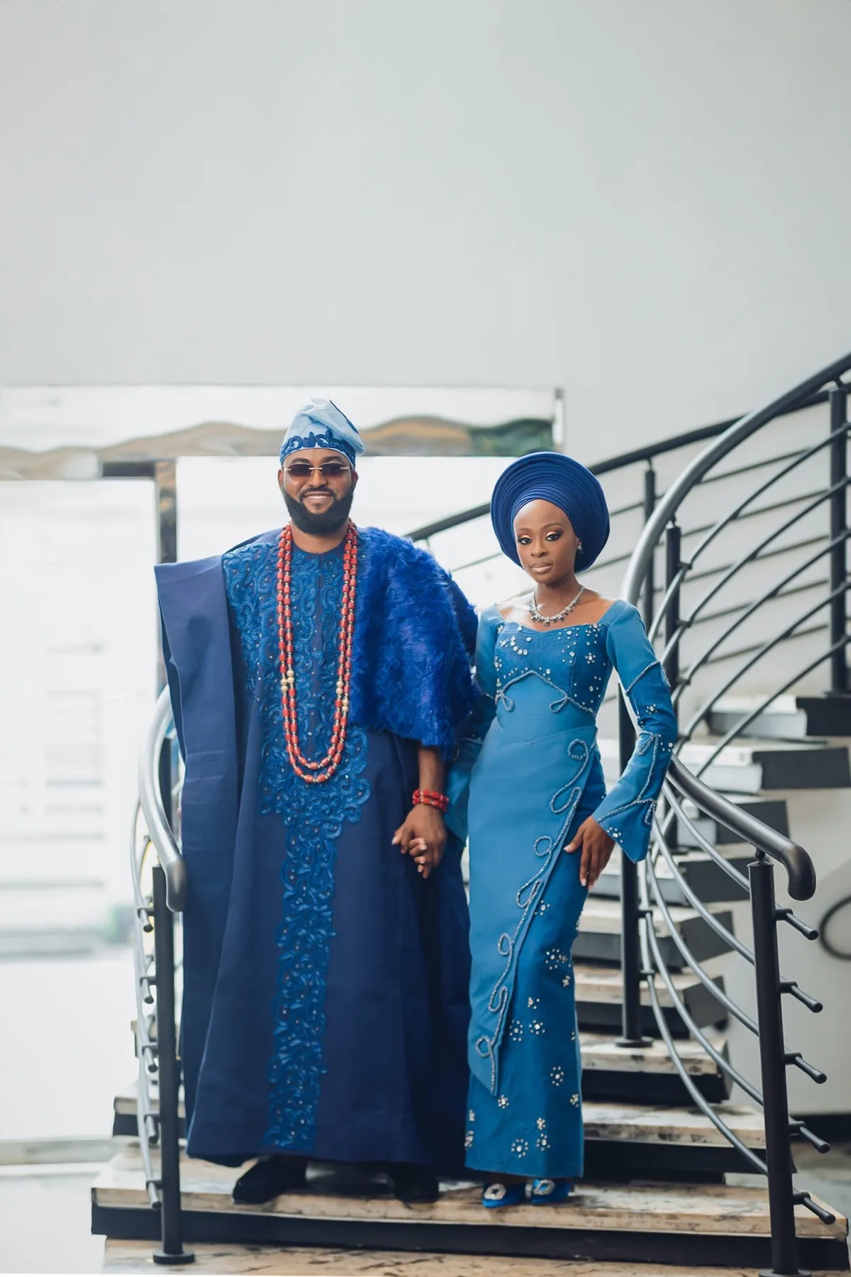 The couple on the staircase in blue